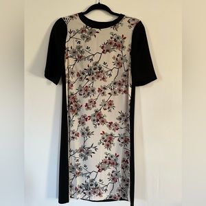 Zara Floral Shift Dress Size XSmall